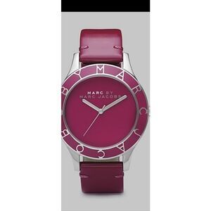 𝅺MARC BY MARC JACOBS Women's  Burgundy Wrist WATCH